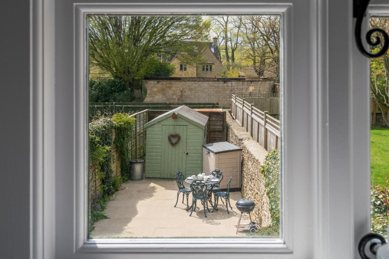 Forsythia Cottage 버튼온더워터 외부 사진
